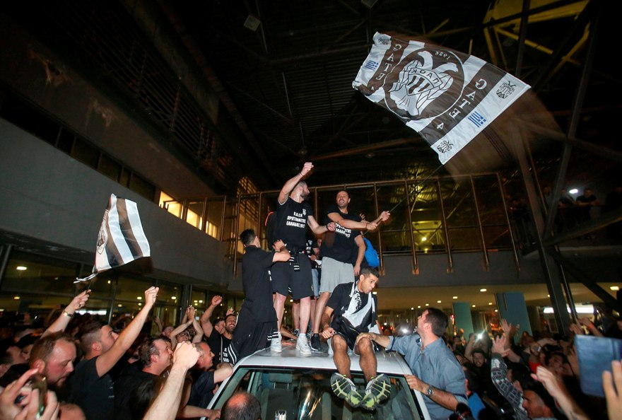 Εικόνα live 21961465/8989.jpg 