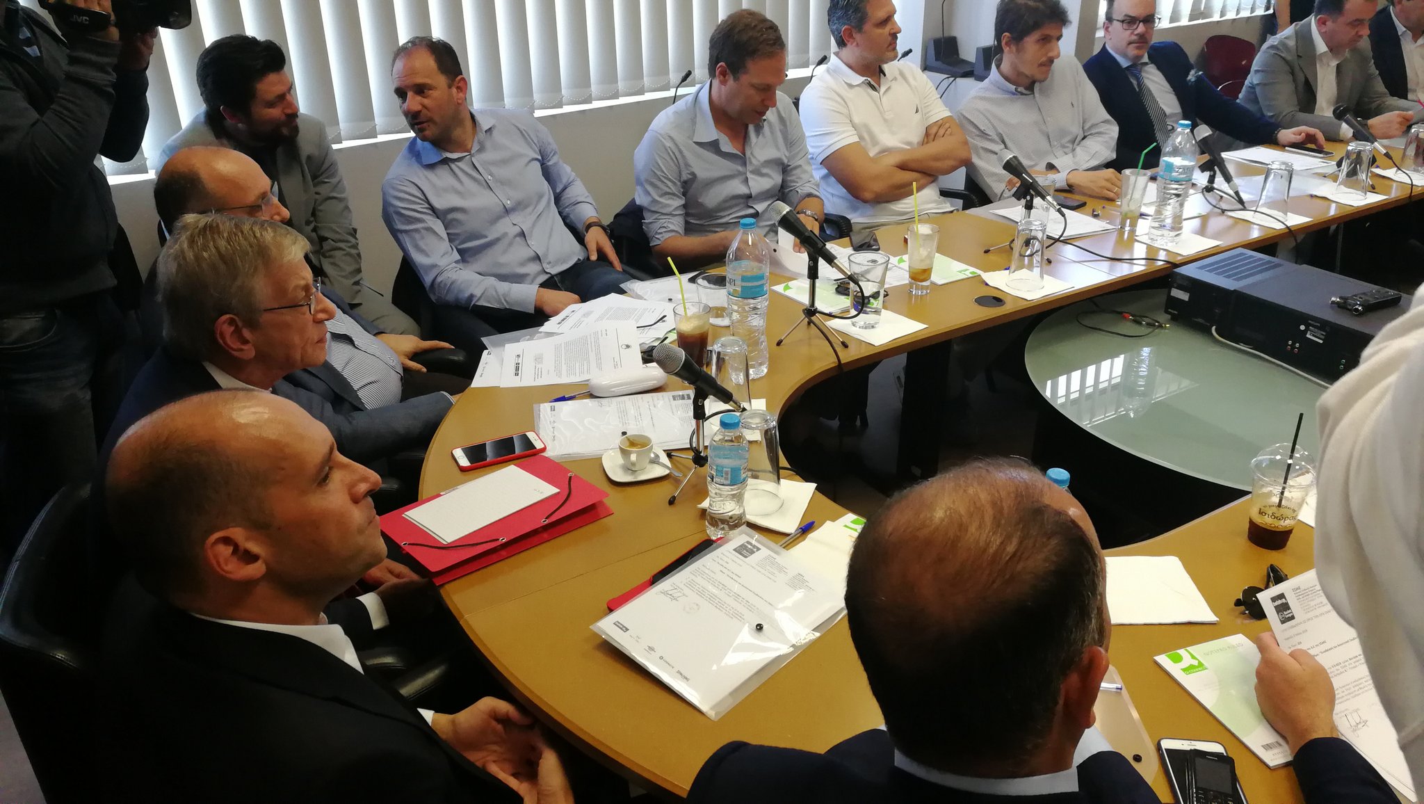 Εικόνα live21962725/99878.jpg