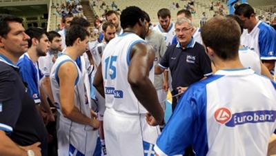 Έτοιμη να (ξε)σηκώσει και πάλι