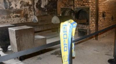 Οπαδός του ΑΠΟΕΛ τίμησε τους Ναζί στο Άουσβιτς!