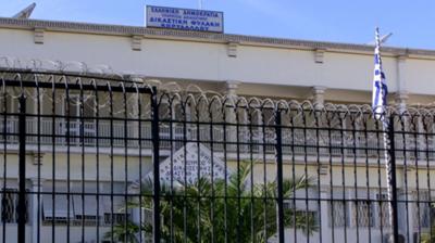 Μένει «μέσα» ο Καρακούλιας, πρώτο «όχι» για Τσακογιάννη