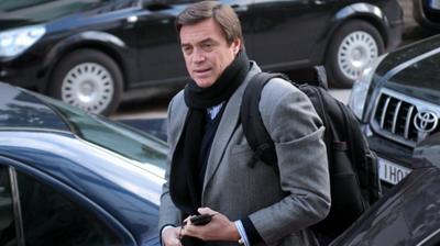 Και τώρα τρέχει…