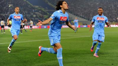 «Κυρία μου», τώρα… μιλάει η Νάπολι! (vid)