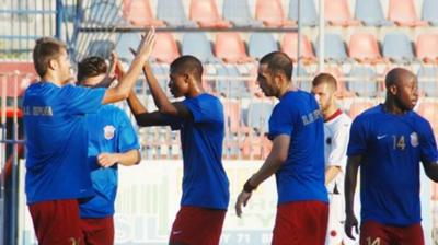 Ο νέος είναι ωραίος…