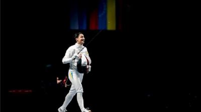 Καλύτερη ξιφομάχος…