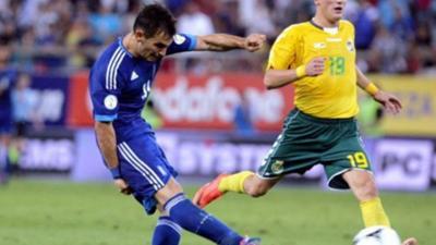 Νίνης: «Μακάρι να έφευγα νωρίτερα»