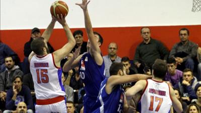 Νίκη με… αρχή και τέλος