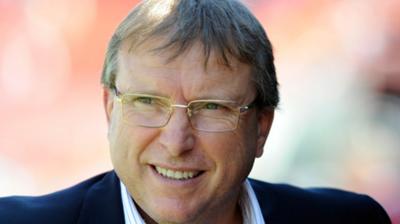 «Πάψτε να γράφετε αυθαιρεσίες»