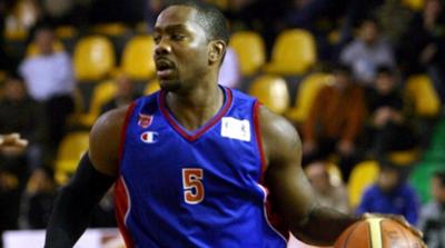 «Κυανέρυθρος» ο Μπίλι Κις!