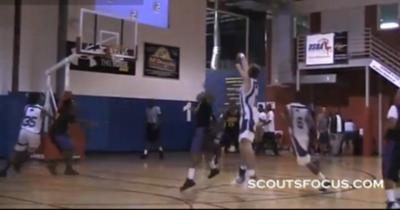 Ο 16χρονος με το ένα χέρι που μαγεύει στο παρκέ (vid)