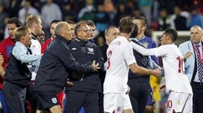 «Πληρώνουν» τα… σπασμένα Άγγλοι και Σέρβοι