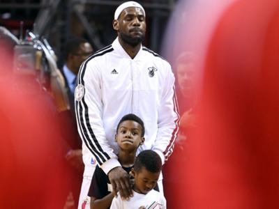 Σιγή και συγκίνηση για την τραγωδία