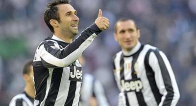 Ανοίγει τη διαφορά…