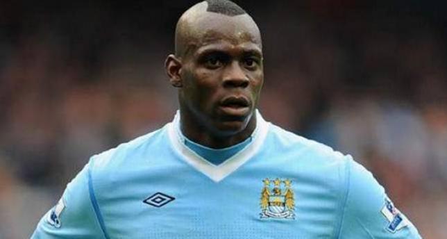 «Δεν πάει πουθενά, πουθενά, πουθένα, στη Σίτι θα μείνει»