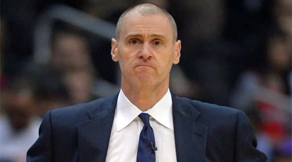 Γκρίνιαξες; Πλήρωνε!