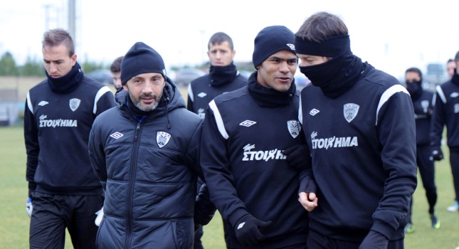 Ανεβαίνουν Γκαρσία, Πέλκας