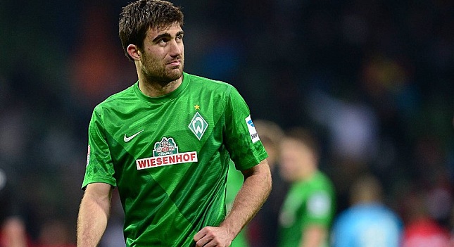 Δεν επιστρέφει στην Ελλάδα ο Σωκράτης