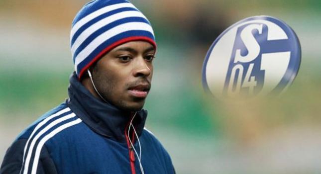 Επιλέγει Σάλκε ο Μπάστος