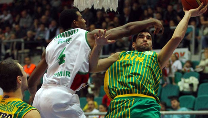 Νίκη σωτηρίας για Ταπούτο