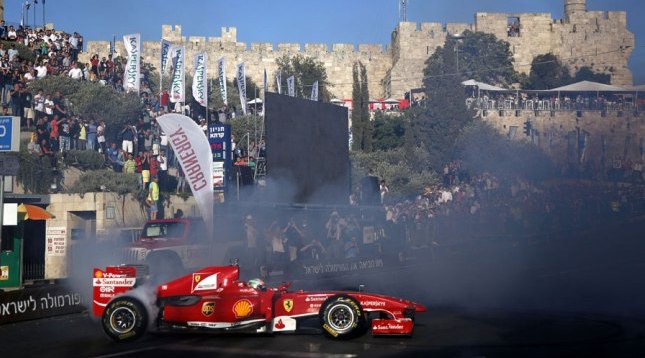 H Ferrari «έτρεξε» στην Ιερουσαλήμ