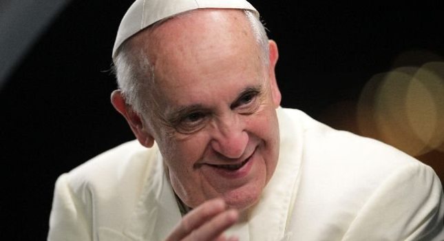 «Γεια, είμαι ο Πάπας Φραγκίσκος»