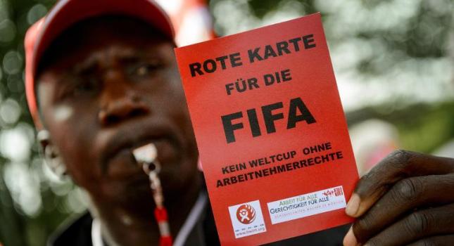 «Κόκκινη κάρτα στη FIFA»