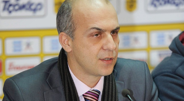 Στεφανίδης: «Δεν ποντάρουμε σε επενδυτή»