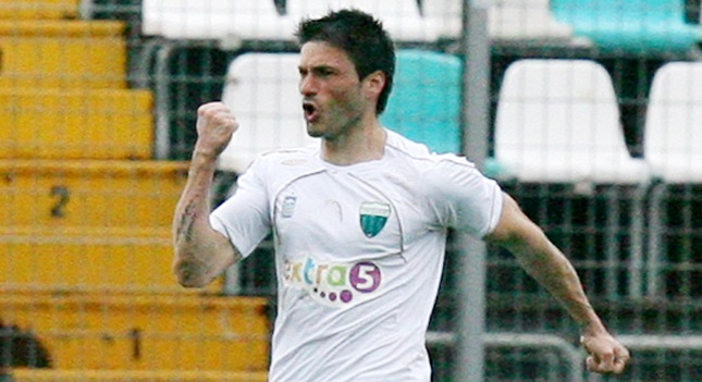 Με Κώτσιο, αλλά και προβλήματα