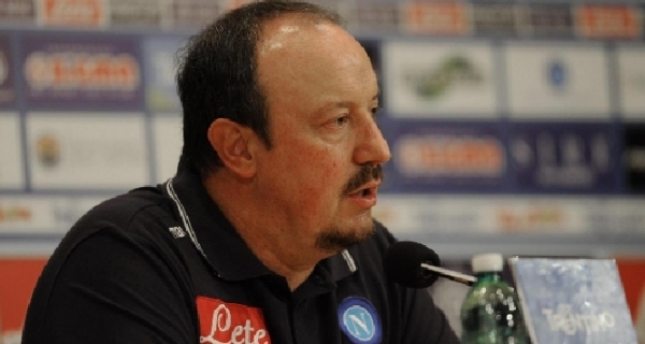 Μπενίτεθ: «Δεν μπορεί το πρωτάθλημα η Νάπολι»