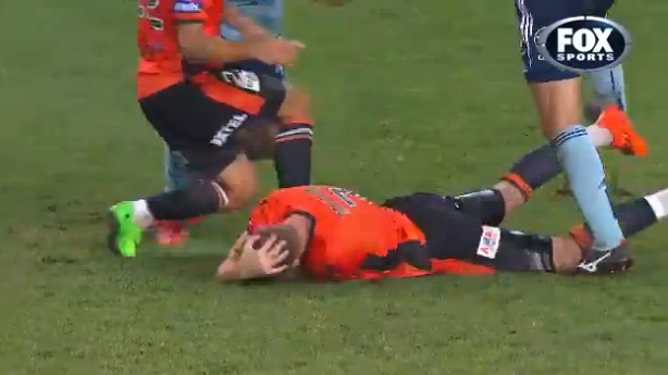 Είπαμε «θέατρο», αλλά όχι κι έτσι (video)