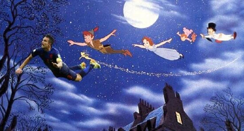 Πεταλούδα, Μπάτμαν και παλαιστής ο… Φαν Πέρσι (pics)