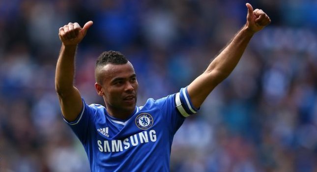 «Μεγαθήρια» σφάζονται για Άσλεϊ Κόουλ!