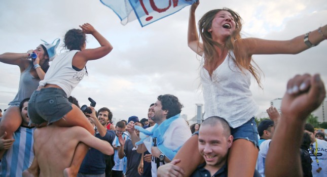 Αργεντίνικη κατάληψη στην Κόπα Καμπάνα! (pics/vids)