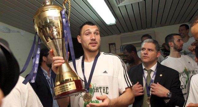 Τέλος και τυπικά ο Ματσιούλις