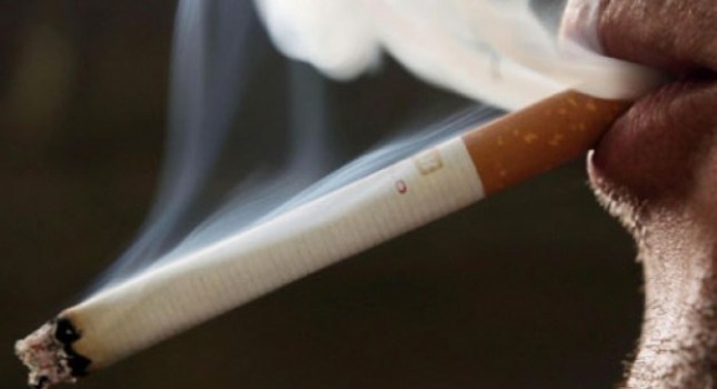 Αποζημίωση 23,6 δισ. δολάρια από καπνοβιομηχανία σε χήρα καπνιστή