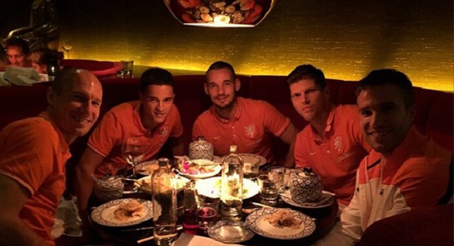 Η εκλεκτή παρέα του Αφελάι (pic)