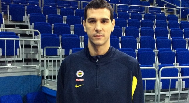 Έπιασε δουλειά ο Ζήσης (pic)