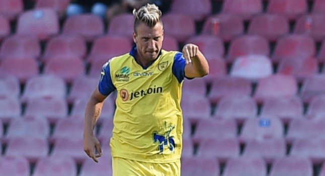 Ενίσχυση με Μάξι Λόπες για Τορίνο