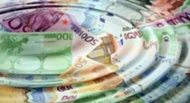 «Υπάρχουν 800 δισ. ευρώ ελληνικών καταθέσεων στην Ελβετία και κανείς δεν ενδιαφέρεται»
