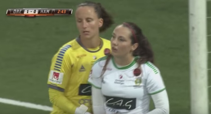Απίθανο αυτογκόλ σε γυναικείο αγώνα ποδοσφαίρου (video)