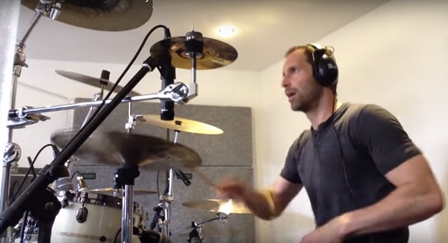 Ο Τσεχ τα σπάει! (video)