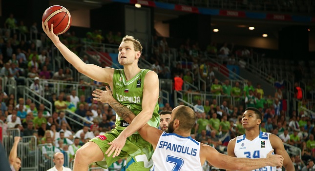 Μπλάζιτς: «Είδαμε πώς πρέπει να αντιμετωπίζουμε τέτοιες ομάδες»