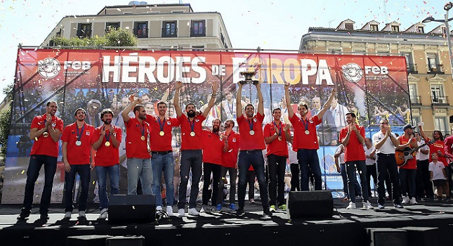 Αποθεώθηκαν στη Μαδρίτη οι πρωταθλητές Ευρώπης (video)