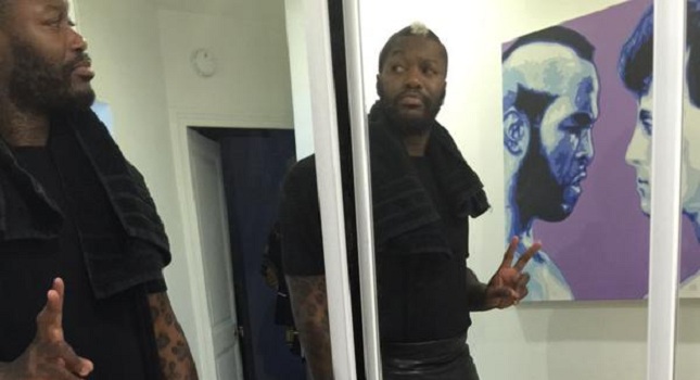 Ο Σισέ με κάτι σαν… φούστα (pic)