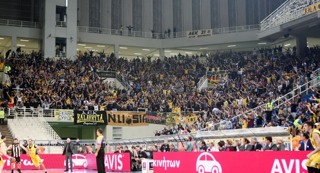 Διαμαρτυρία των ΑΕΚτζήδων για την κάρτα φιλάθλου