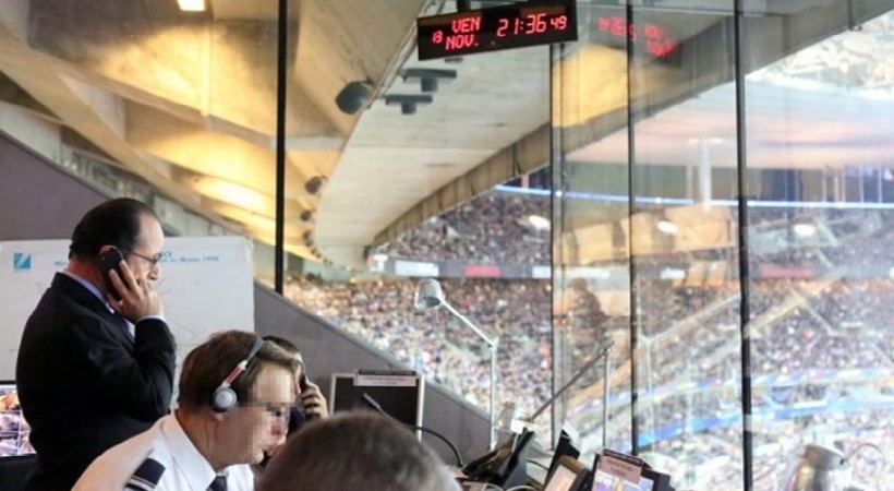 WSJ: Το δραματικό παρασκήνιο των συσκέψεων του Ολάντ στο Stade de France