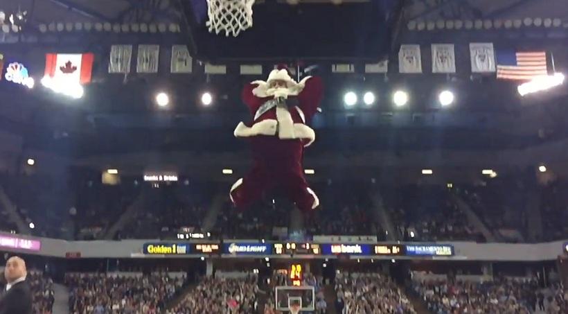 Air... Santa (video)