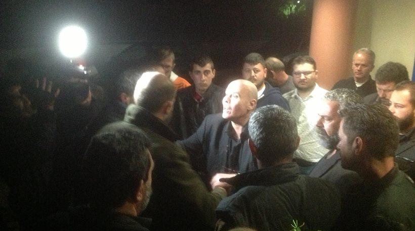 Κρήτη: Αγρότες προπηλάκισαν τον Γιάννη Μιχελογιαννάκη