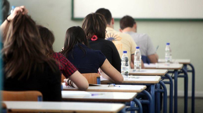 Πανελλαδικές: «Βουτιά» έως και 4.000 μόρια στις φετινές βάσεις εισαγωγής