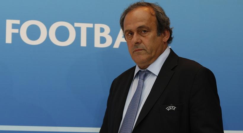 Έπεσε η ποινή, αλλά φεύγει ο Πλατινί